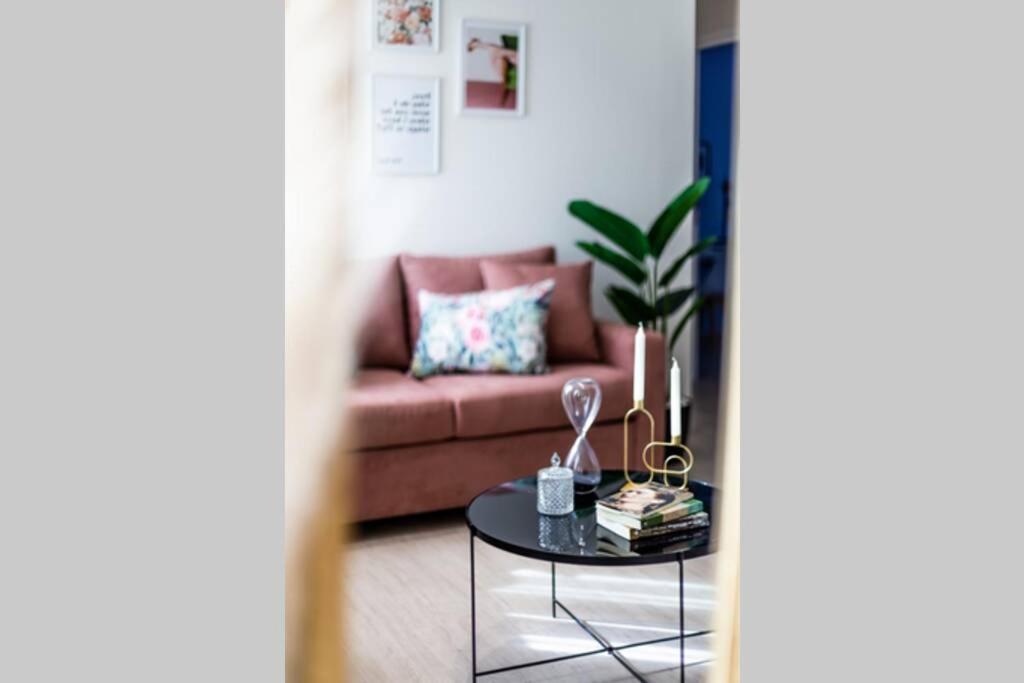 Marilu- The Downtown Appartement